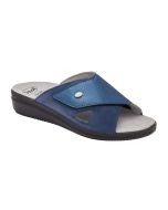 Antonia Cross Print w Nav 37